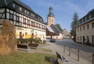 Geising im Erzgebirge, denkmalgeschützer Stadtkern mit schönen Bürgerhäusern - Foto: Christian Prager